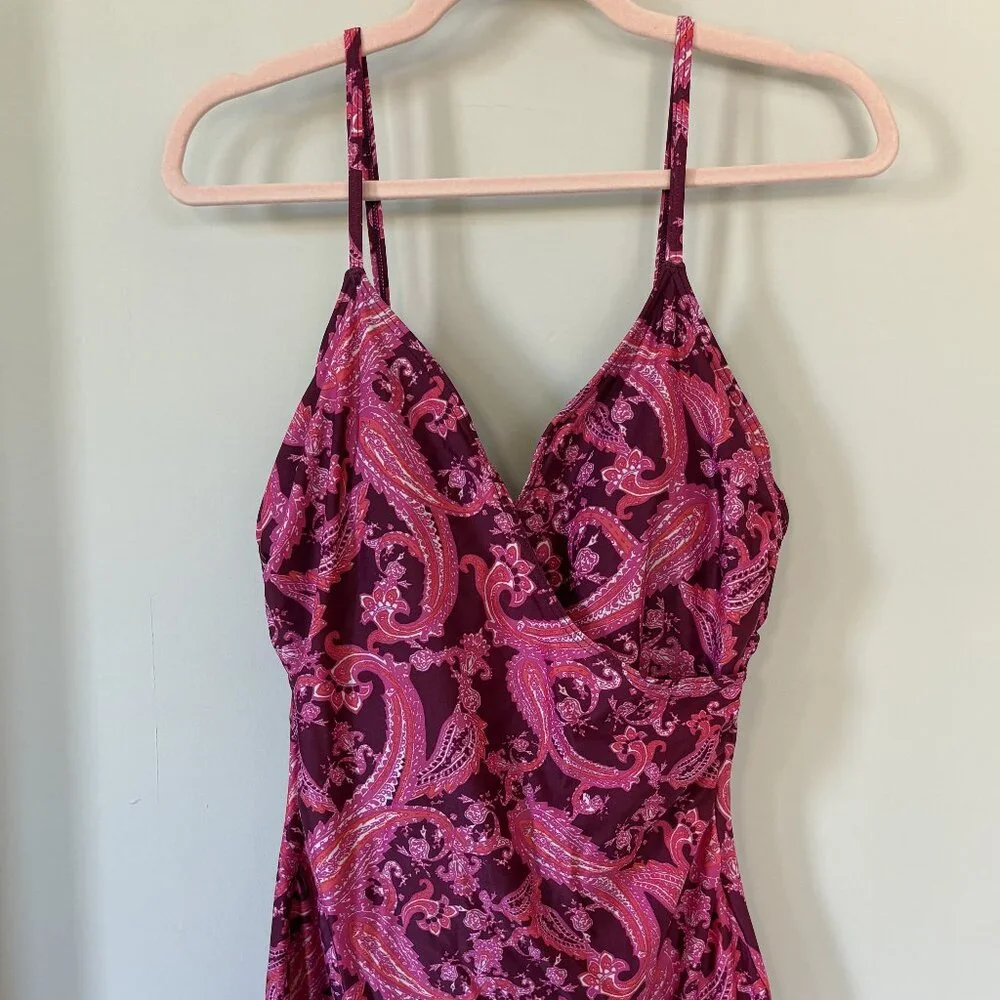 Coolibar UPF 50 Paisley Swim Dress Tankini  Pink Burgundy Womens Size 10 Paisley